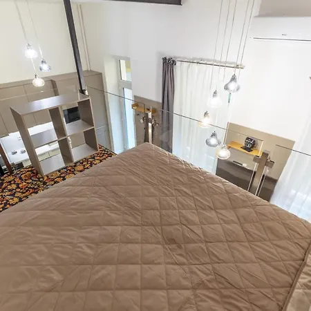 Downtown Luxury Apartment *