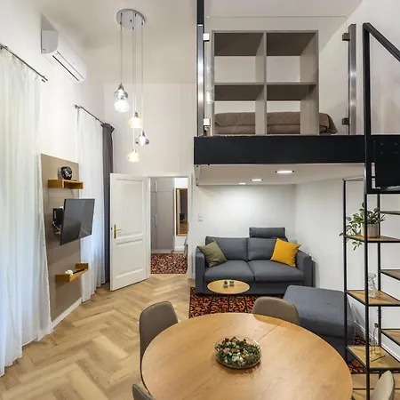 Apartment Downtown Luxury Budapest